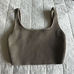 Babaton Sculpt Knit Cropped Tank